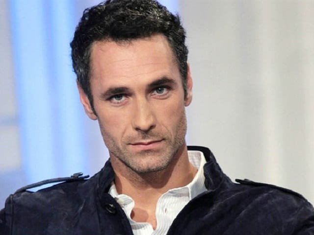 Raoul Bova si racconta come attore e come uomo