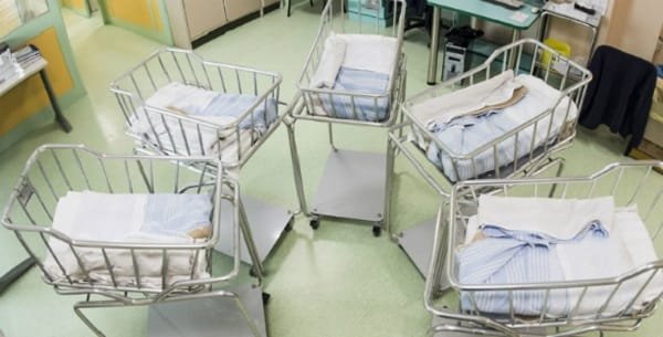 Meno nascite in Italia, Istat: battuto un nuovo record