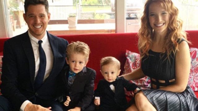 Michael Bublé torna in Argentina, il figlio Noah è guarito
