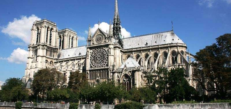 Notre Dame gli operai hanno responsabilita nellincendio