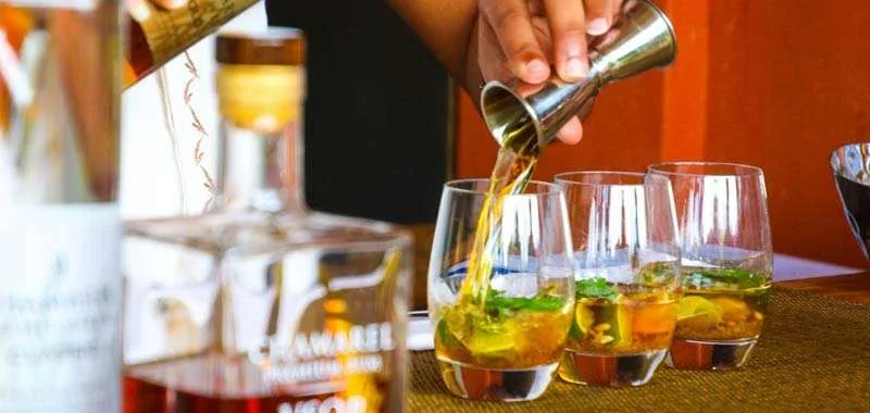 Alcol sempre piu giovani e giovanissimi ne abusano
