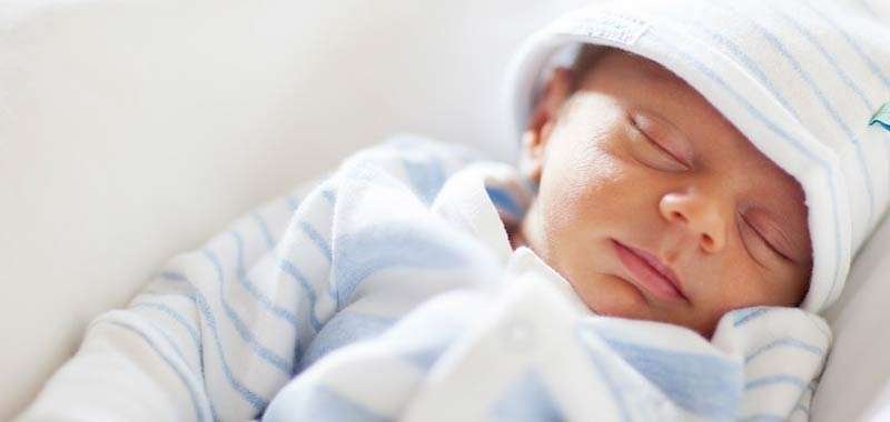 Sondrio, bimbo di 7 anni picchiato dal patrigno