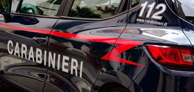Milano, giovane vittima di violenze omofobe