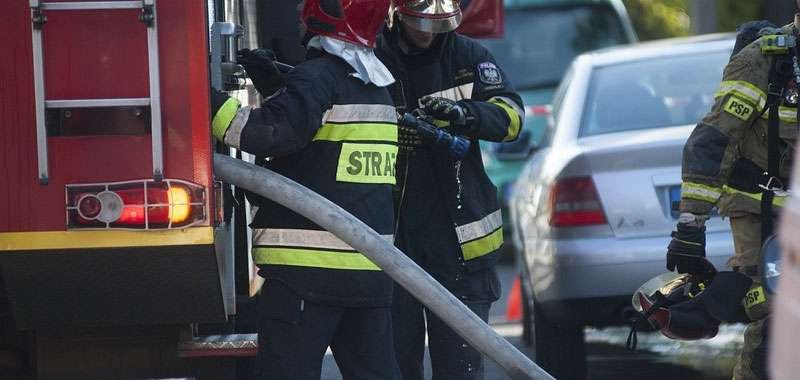 Alessandria tre vigili del fuoco morti esplosione di una cascina