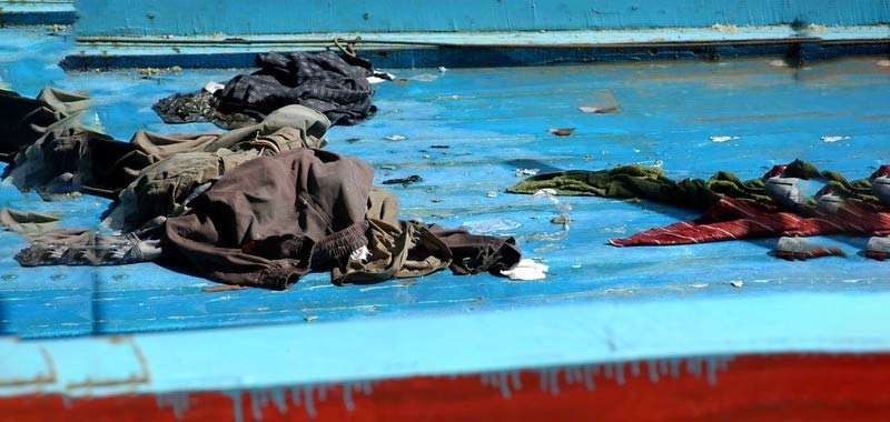 Migranti a Lampedusa naufragato un barcone si recuperano cadaveri