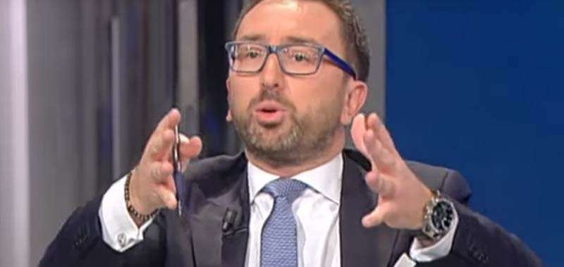 Alfonso Bonafede zittisce la destra e diventa nuovo portavoce dei 5Stelle