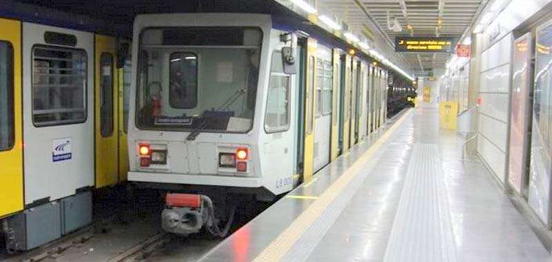 Napoli incidente metro ha provocato 16 feriti