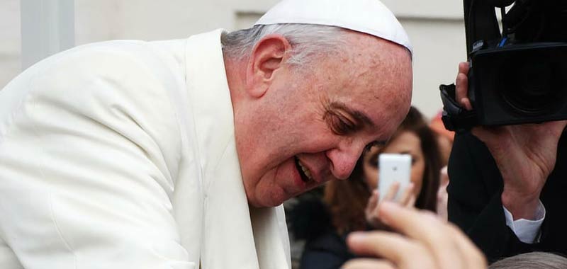Papa Francesco un fondo per aiutare i piu poveri