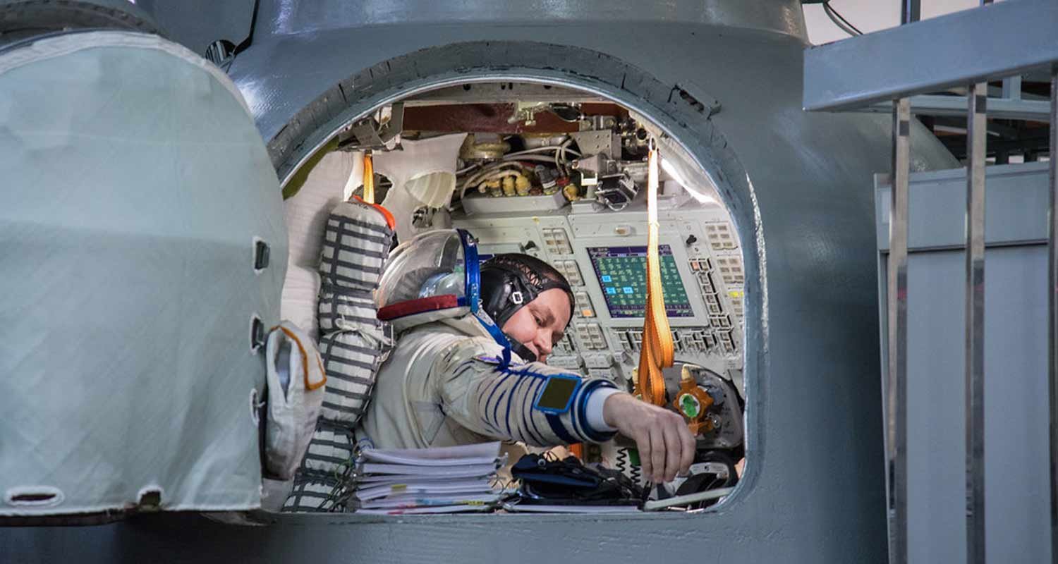 La Russia manda un miliardario giapponese nello spazio