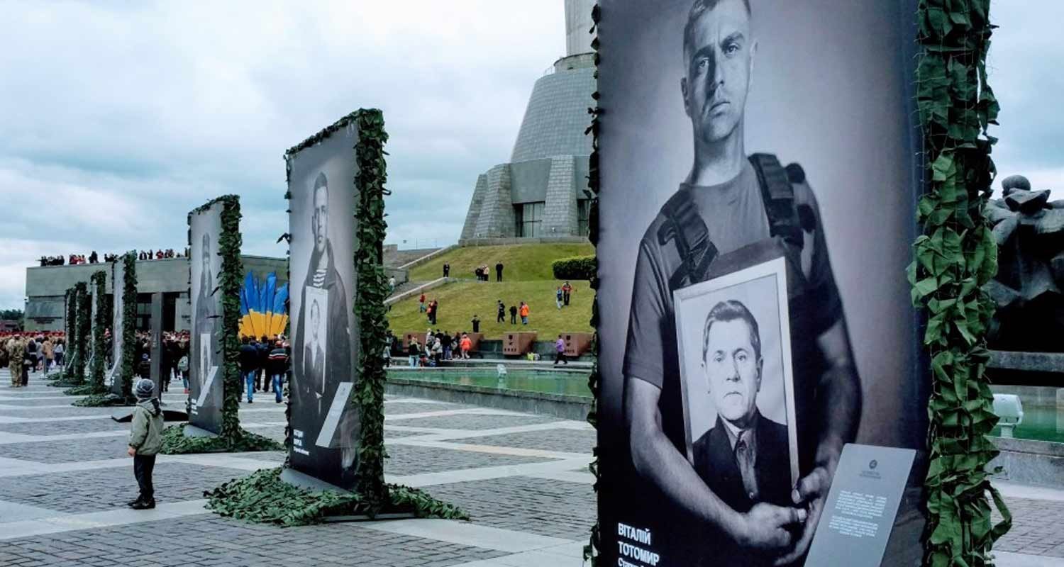 Ucraina: La Russia cerca di impossessarsi dell’aeroporto militare