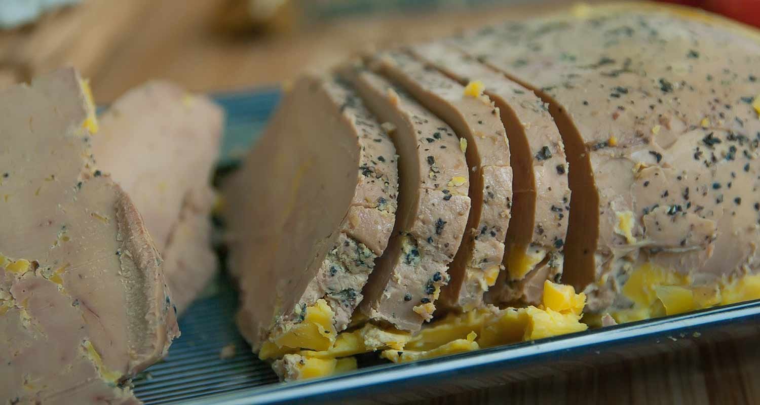 Ecco gli alimenti che causano fegato grasso