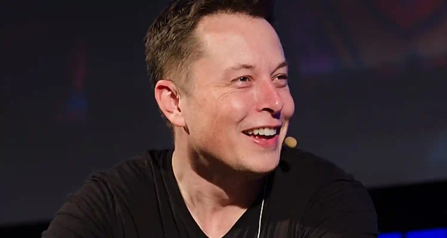 Elon Musk twitta Compro il Manchester United