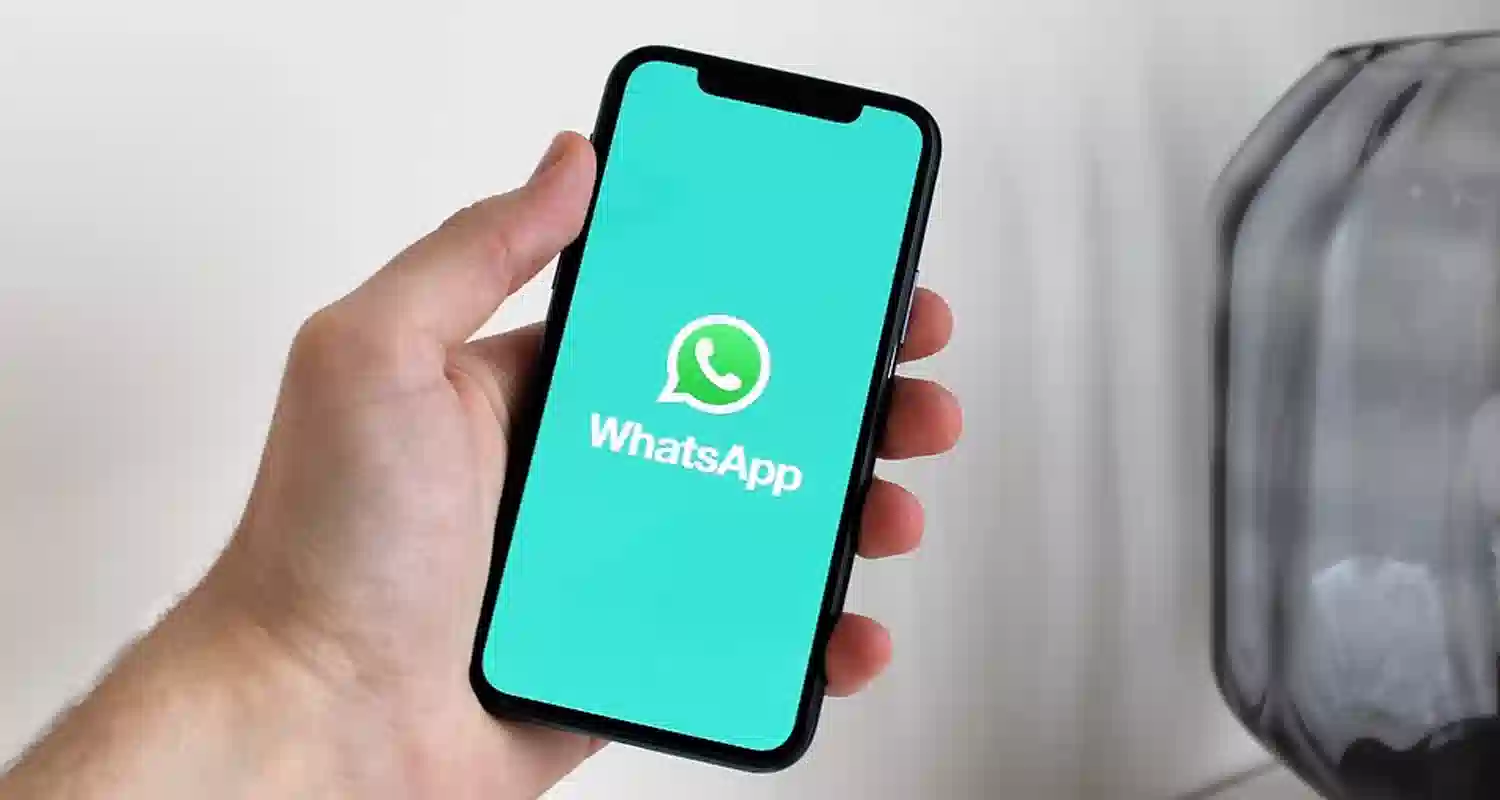 Mark Zuckerberg conferma WhatsApp piu sicuro di iMessage