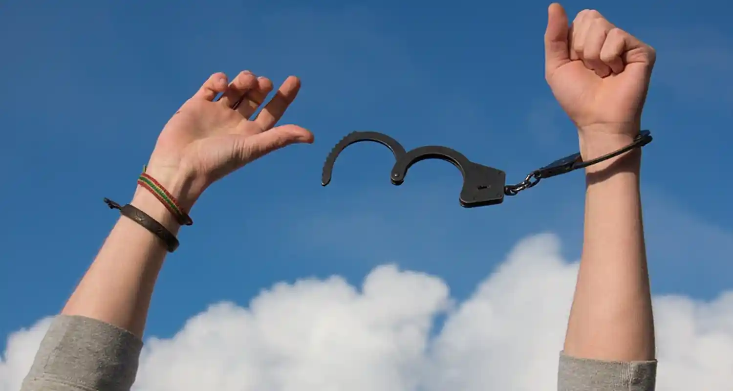 Cosa comporta la possibile aggravante del furto