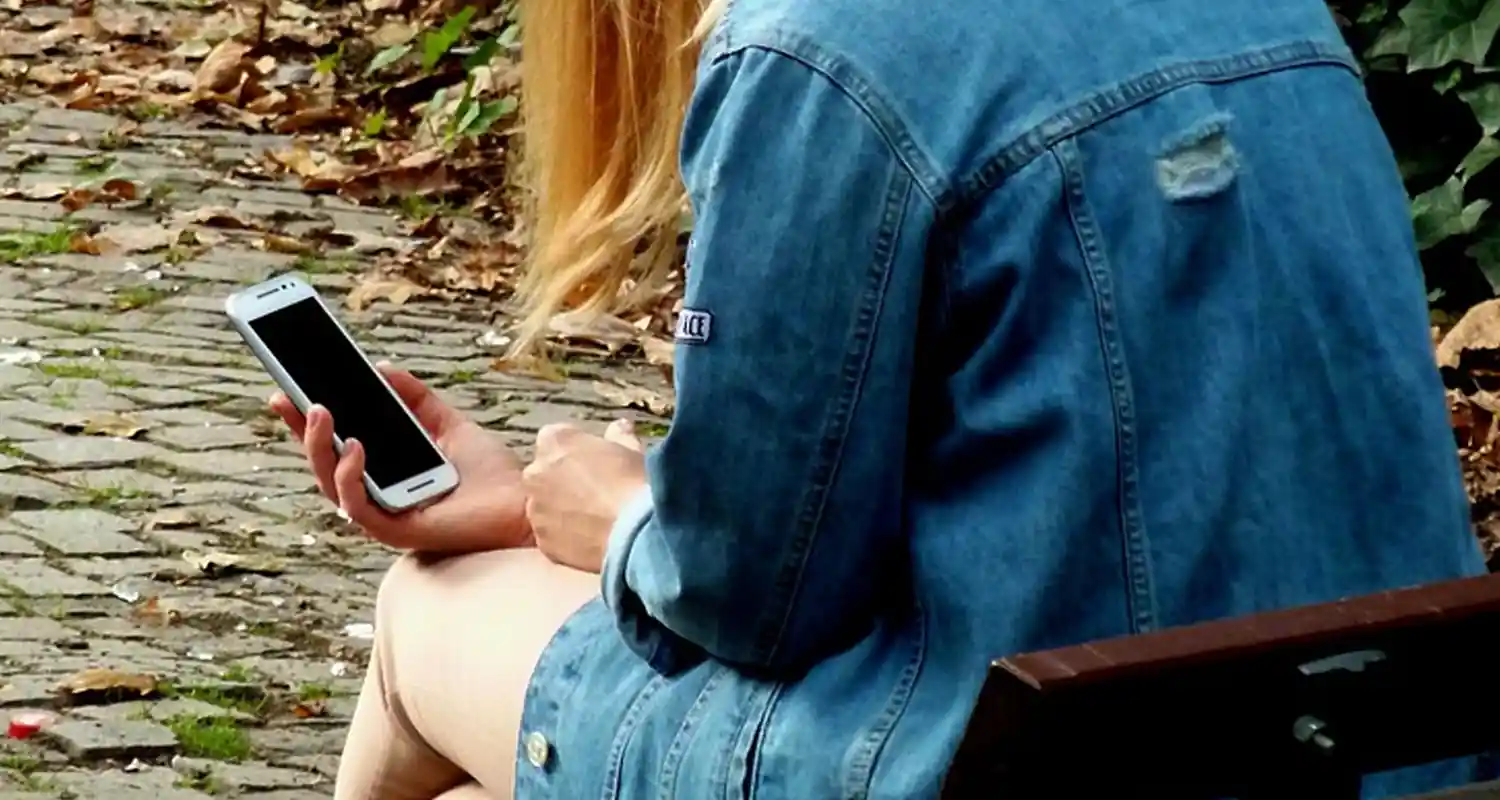 WhatsApp e le conversazioni spiate attenzione