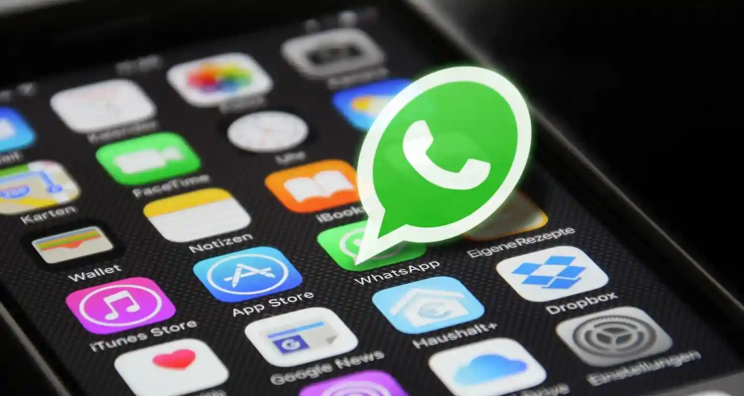 WhatsApp scopri le funzioni del menu nascosto