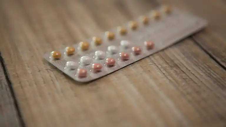 Contraccettivi orali e risposta glicemica: una nuova ricerca solleva preoccupazioni sui rischi metabolici