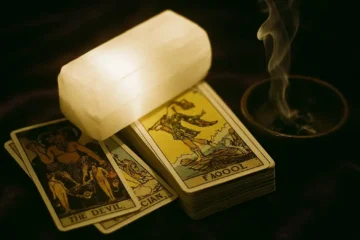 Come Proteggersi Durante la Lettura dei Tarocchi