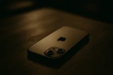 iOS 26.2: Traduzione AirPods e Nuova Personalizzazione su iPhone