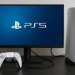 Rappresentazione di una playstation 5 collegata ad un monitor