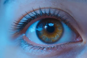 Reddit blocca i bot: ora serve la prova di umanità per commentare