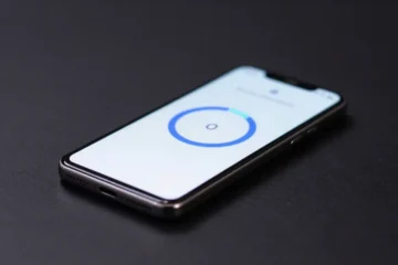 Google rilascia il Pixel Drop di marzo 2026: nuove funzioni e aggiornamento Android 16 per tutti i Pixel compatibili