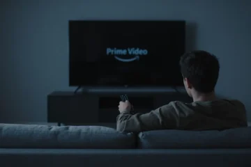 Schermo nero su Prime Video? Non sei tu, è la tua Smart TV (e la “nuova” era dello streaming)